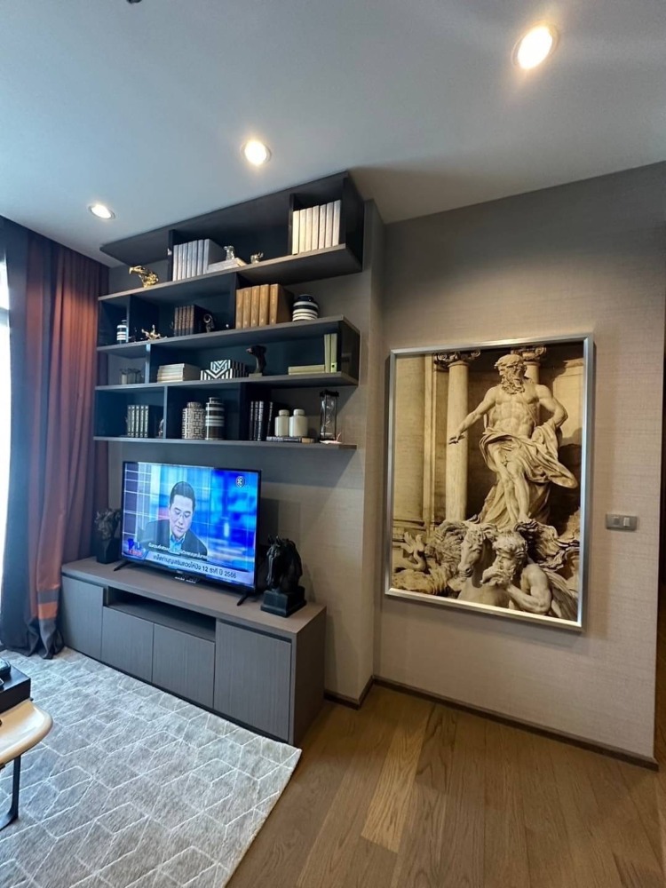 For SaleCondoSathorn, Narathiwat : for sale Luxury condo, The Diplomat Sathorn, 2 bedrooms, beautiful room, in the heart of the city, near BTS Surasak.