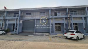 For RentWarehouseChaengwatana, Muangthong : Warehouse for rent, Pak Kret, Nonthaburi, near Road 345, area 300 sq m.