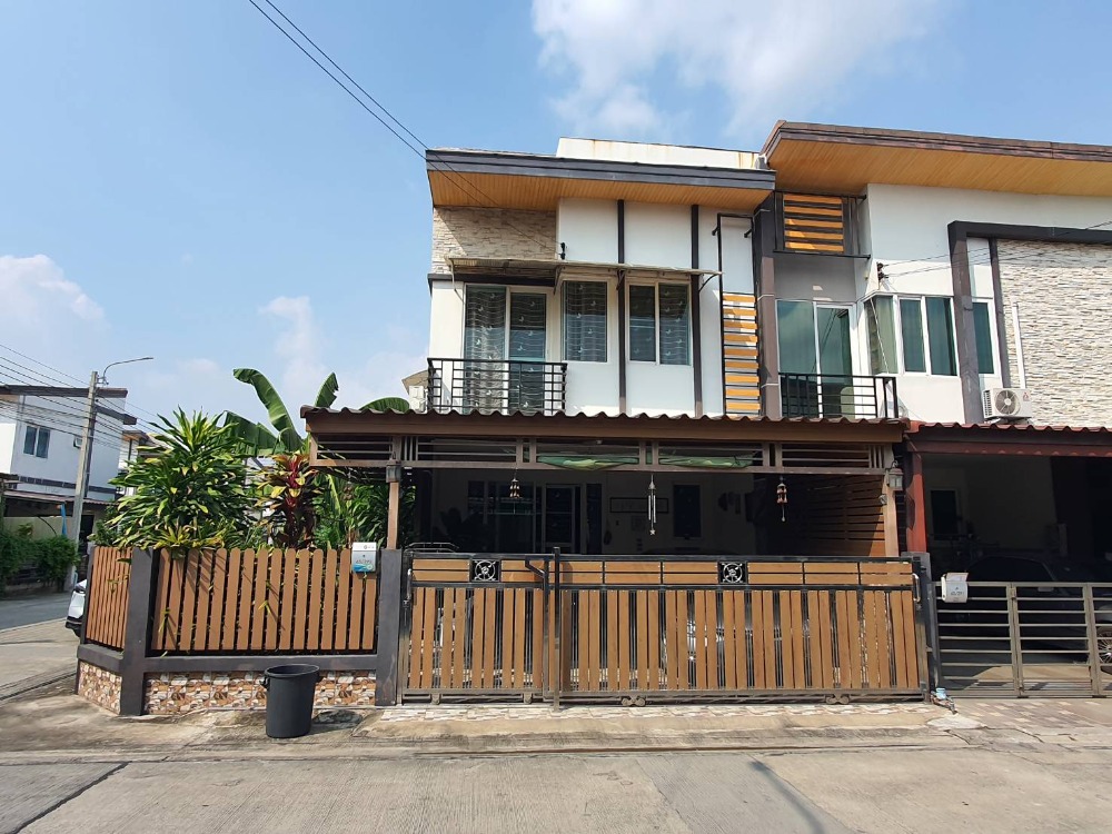 For SaleTownhouseRama5, Ratchapruek, Bangkruai : 2-story townhouse for sale, Gusto Village, Tha Nam Non-Rama 5, corner house, 34 sq m, near Tha Nam Non. Bang Sri Mueang Market