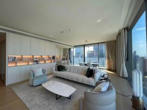 ให้เช่าคอนโดสุขุมวิท อโศก ทองหล่อ : The Strand ThongLor for rent 186 sqm 3beds 3baths 330,000 per month