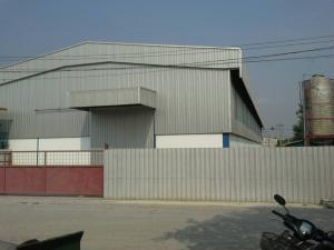 For RentWarehouseSriracha Laem Chabang Ban Bueng : RK435 Warehouse for rent near Laem Chabang Port. Usable area size 2,000 sq m., weight capacity 2 tons per square meter. Motorway 7