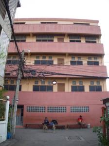 For RentShophouseRathburana, Suksawat : Code C6056, 5-story building for rent with warehouse. With elevator for goods, Phutthabucha Road, Rama 2