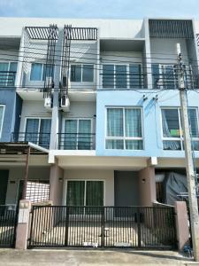 For RentTownhouseNawamin, Ramindra : Urgent for rent!!! Townhome, owner rents it out himself, Greenwich Ramindra project, size 22 square wah, rents out only 20,000 baht/month, April 49/2.