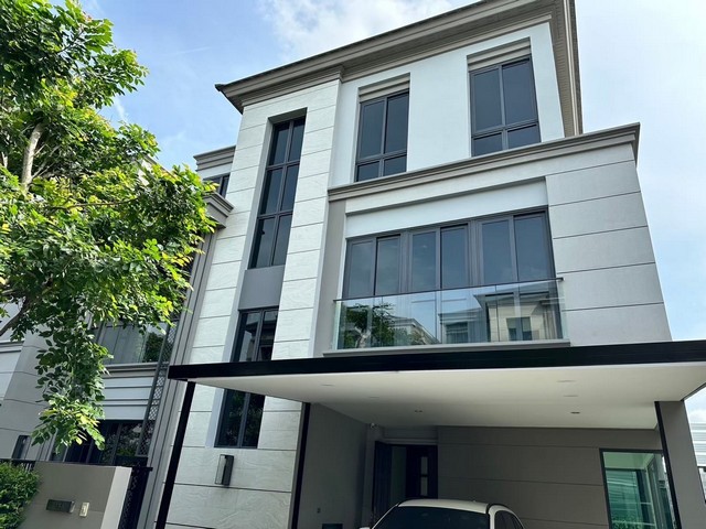 For SaleHousePattanakan, Srinakarin : HS689 3-story twin house for sale, The Sonne Srinakarin-Bangna project, near Suan Luang, suitable for living.