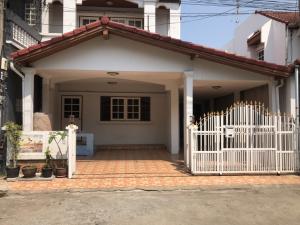 For RentTownhouseVipawadee, Don Mueang, Lak Si : C1347 Townhouse for rent, 2 floors, corner unit, Mueang Mai Don Mueang. Sasikarn Project 2, Songprapa Row, near Don Mueang Airport - area 32 sq m, 2 bedrooms, 2 bathrooms.