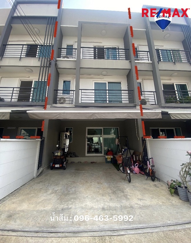 ขายทาวน์เฮ้าส์/ทาวน์โฮมลาดกระบัง สุวรรณภูมิ : ขาย บ้านกลางเมือง สวนหลวง Baan Klang Muang Suanluang บ้านสภาพดี 22 ตรว.