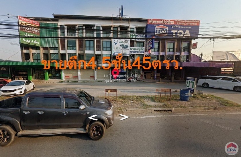 For SaleShophousePathum Thani,Rangsit, Thammasat : Commercial building for sale, 4.5 floors, 45 sq m., excellent location, next to Khlong Luang Road, price: 11,000,000 million baht, selling cheapest, lower than bank appraisal.
