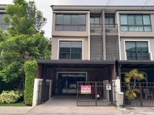 For SaleTownhouseChaengwatana, Muangthong : Sold at cost price 3.7 million baht, 3-story townhome, Supalai Urbana Chaengwattana-Pak Kret project.