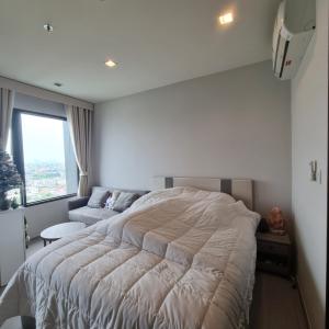 For RentCondoThaphra, Talat Phlu, Wutthakat : 👑 Life Sathorn Sierra 👑 Size 28.65 sq m., 21st floor, room facing north is not hot. Beautiful room, fully furnished, with washing machine. You can move in now.