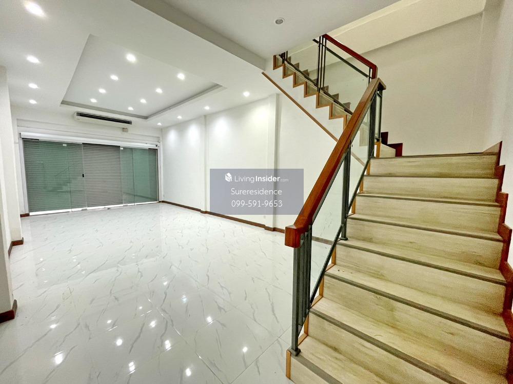 For RentHome OfficeRatchadapisek, Huaikwang, Suttisan : HK0068😊 For RENT Home office for rent, 3 floors, 3 bedrooms, near MRT Huai Khwang, house area: 16 sq m, usable area: 160 sq m, rent: 45,000฿📞O99-5919653,O65- 9423251✅LineID:@sureresidence