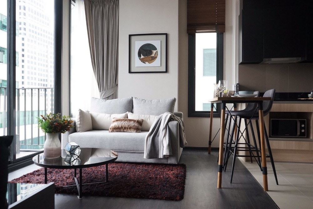 For SaleCondoSukhumvit, Asoke, Thonglor : Edge Sukhumvit 23 - High floor, Elegantly fully furnished, Corner room