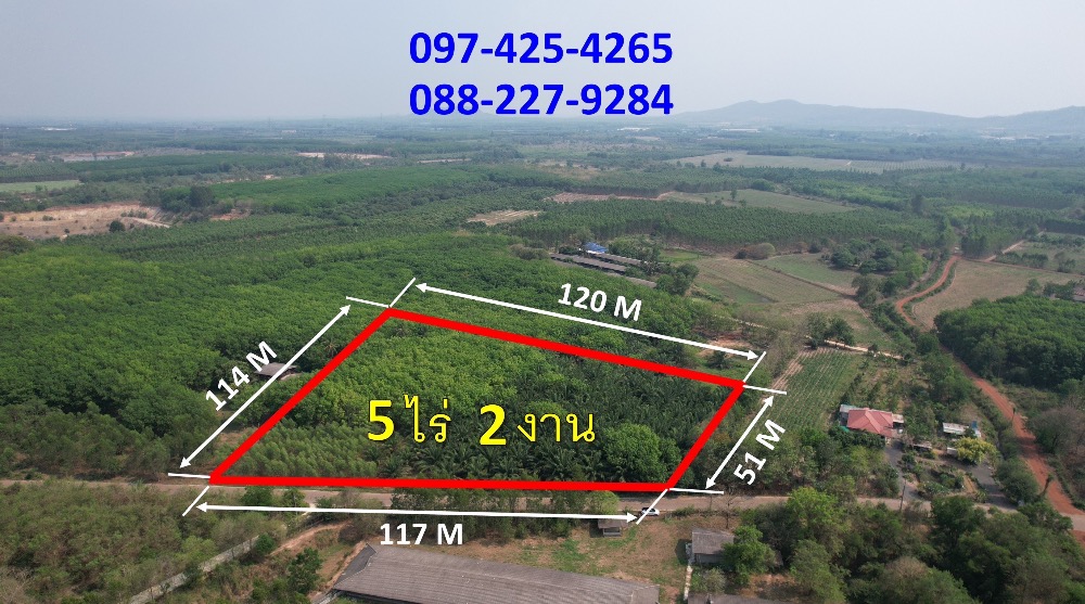For SaleLandChachoengsao : Land for sale in Phanom Sarakham, 5-2-0 rai, next to a paved road, near the Sattahip-Phanom Sarakham road (331) - 3 km., Chachoengsao Province.