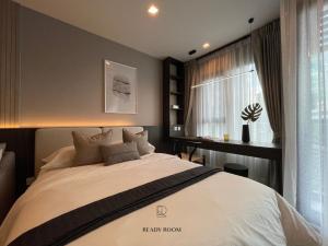 For RentCondoWitthayu, Chidlom, Langsuan, Ploenchit : Life One Wireless Condo for rent: Newly room Studio for 29 sqm. with closed kitchen Canal View on 16th floor. With nice decorated and nice furnished with electrical appliances.Rental only for 21,000 / m. Just 600 m. to