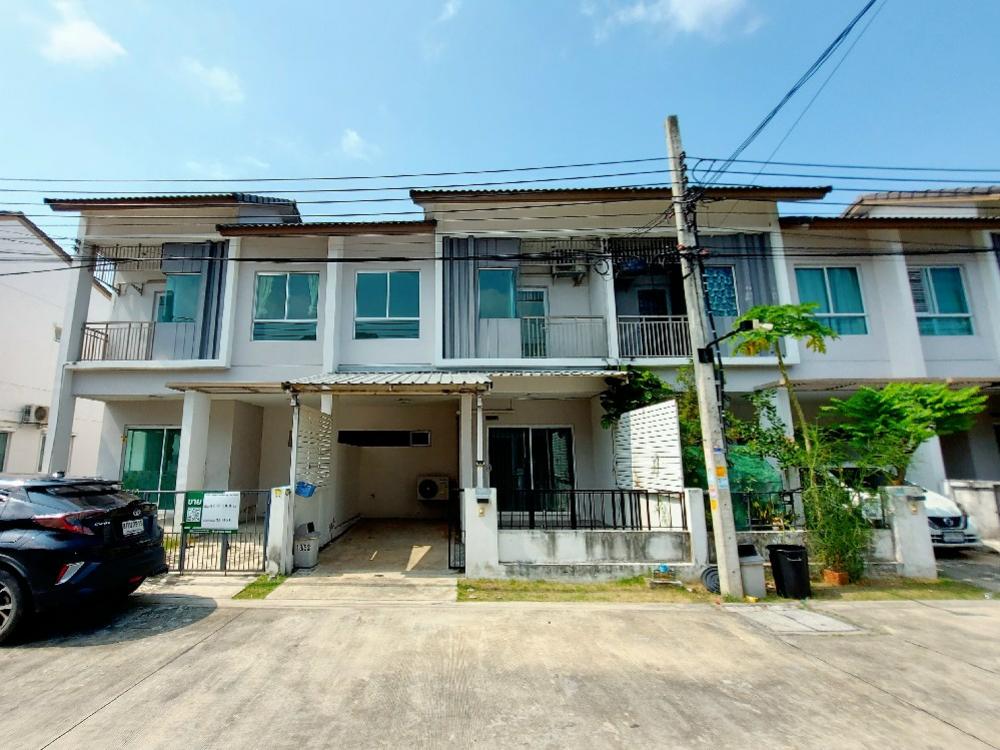 For SaleTownhouseNonthaburi, Bang Yai, Bangbuathong : Townhome for sale, Thanasio Rattanathibet, 4 bedrooms, never lived in, fully renovated, good condition, ready to move in, near Central Westgate and the BTS.
