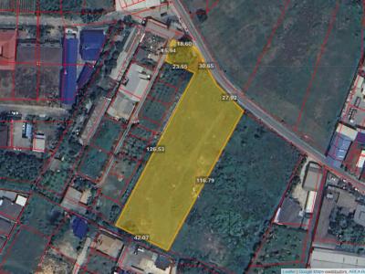 For SaleLandChiang Rai : land for sale, Chiang Rai, Mueag, Ban Du, 3 rai 3 ngan 39.2 sq m, near the entrance of the main road.