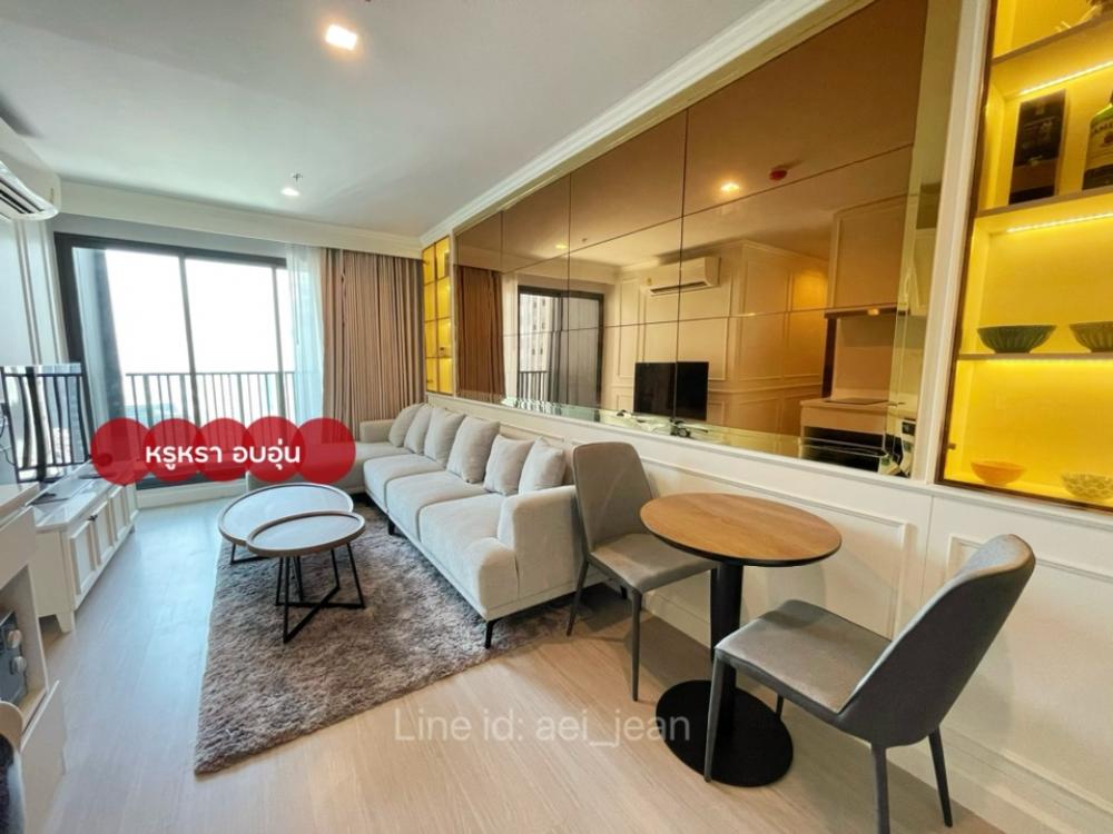 For RentCondoLadprao, Central Ladprao : ⭐️Luxurious, warm⭐️For rent: Life Ladprao, next to BTS Lat Phrao Intersection.
