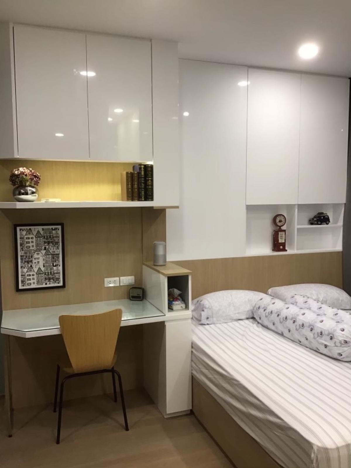 For RentCondoSiam Paragon ,Chulalongkorn,Samyan : For rent, beautiful room, Ashton Chula/Silom, studio size, sq m 25, floor 40, view, Chula Icon Siam, rental price 21,000 baht/month, fully furnished, built-in room, all gone, hurry up, good room, if interested, contact 0626562896 Ray ashton chula-silom