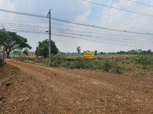 For SaleLandUdon Thani : Vacant land for sale in Udon Thani Next to Mittraphap Road No. 2, Nong Phai Subdistrict, Mueang Udon Thani District, area 21-2-59 rai, selling for 5.8 million baht per rai.