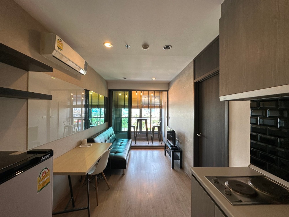 For RentCondoThaphra, Talat Phlu, Wutthakat : For rent Ideo Wutthakat - BTS Wutthakat 1 bedroom 30 sq m. 8th floor, room ready to move in, for rent 12,000