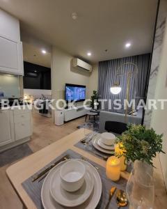 For RentCondoSukhumvit, Asoke, Thonglor : Noble Recole Sukhumvit 19 for Rent 1 bedroom