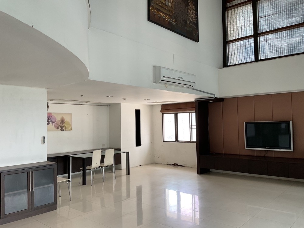 For RentCondoWitthayu, Chidlom, Langsuan, Ploenchit : 🚩For Rent🚩Condo The Royal Place 2, 3 bedrooms, Near BTS Asoke