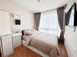 For RentCondoOnnut, Udomsuk : For rent, The Base S77, high floor 38, size 31 sq m. Condo in the city, convenient location, convenient travel, near BTS and expressway 🚇🚗 Beautiful room, ready to move in. Fully furnished!