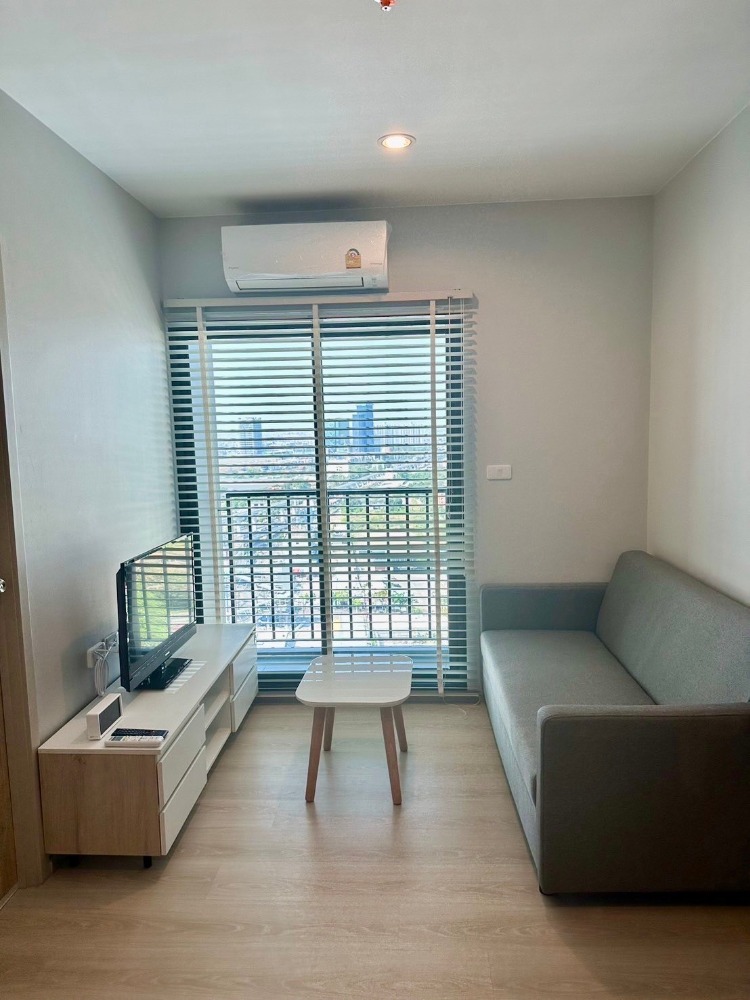 For RentCondoPattanakan, Srinakarin : 🏢Nue Noble Srinakarin-Lasalle 🛏️Beautiful room ✨There are many rooms 🌐Good location, high floor 🌤️Beautiful view 🛋️Fully furnished 📺 Complete electrical appliances (special price)