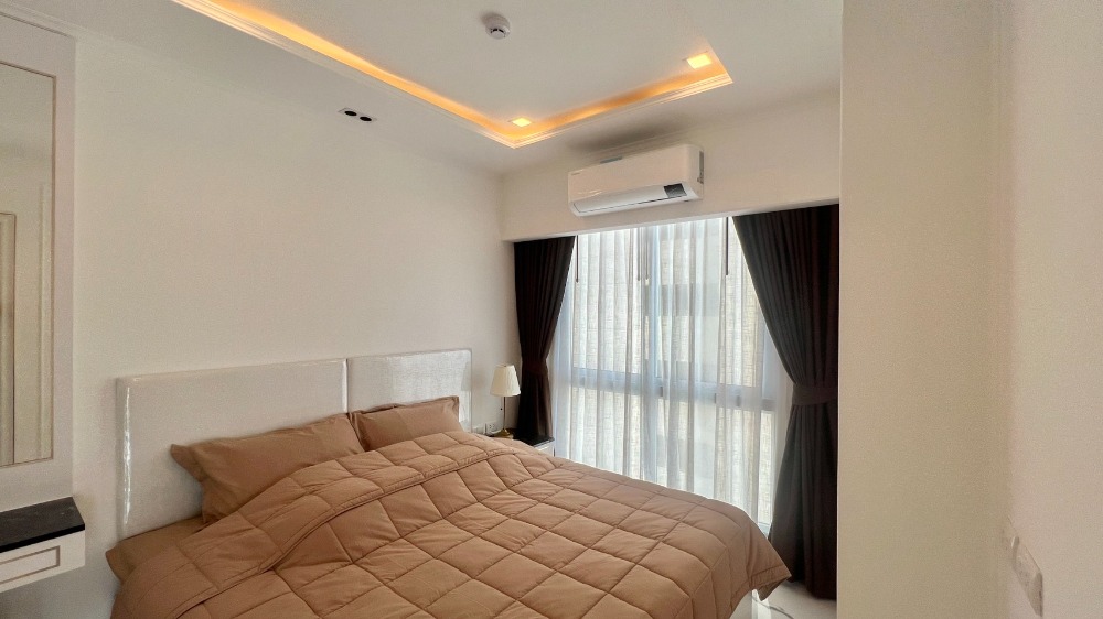 For SaleCondoPattaya, Bangsaen, Chonburi : ❤️Which customers like to live in new rooms near Pattaya Beach ❤️ Empire Tower Pattaya project?