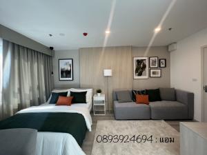 For SaleCondoThaphra, Talat Phlu, Wutthakat : Studio, fully decorated, 2,269,000 baht, get everything as shown in the picture + voucher 25,000 + free transfer day expenses, can get a loan 💯 % (0893924694 : Am)