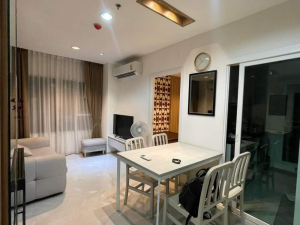 For RentCondoSamut Prakan,Samrong : For rent: Aspire Erawan (tower B), two bedrooms, 7th floor, swimming pool view, size 48.00 sq m.