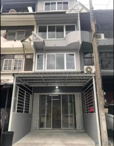 For SaleTownhouseSukhumvit, Asoke, Thonglor : Townhome for sale, 4 floors, 18 sq w, Sukhumvit 65, near BTS Ekkamai, BTS Phra Khanong, 4 bedrooms, air conditioning in every room, Fully Furnished.