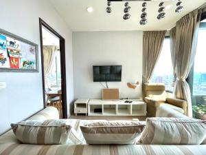 ให้เช่าคอนโดราชเทวี พญาไท : Condo for Rent | 2 Bedroom close to BTS Ratchathewi | Pyne By Sansiri