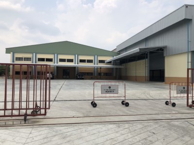 For RentWarehousePattaya, Bangsaen, Chonburi : Newly built factory for rent with an area of ​​12,000 square meters. Rental price 95/square meter, Bang Bueng District, Chonburi Province.