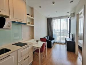 For RentCondoOnnut, Udomsuk : For rent Q House S79, luxury condo in On Nut area, size 31 sq m. Condo in the city, convenient location, convenient travel, near BTS and expressway 🚇🚗 Beautiful room, ready to move in. Fully furnished!