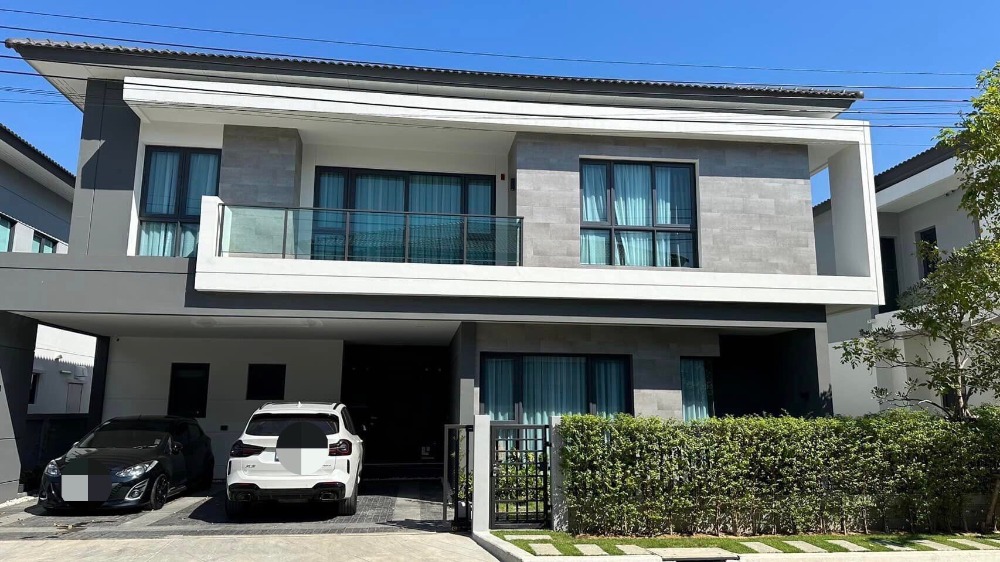 For RentHouseBangna, Bearing, Lasalle : Single house for rent, beautifully decorated, The City Bangna Air Project, fully furnished. There are 4 bedrooms, 5 bathrooms, 1 maids room. Rental price 140,000 baht per month.