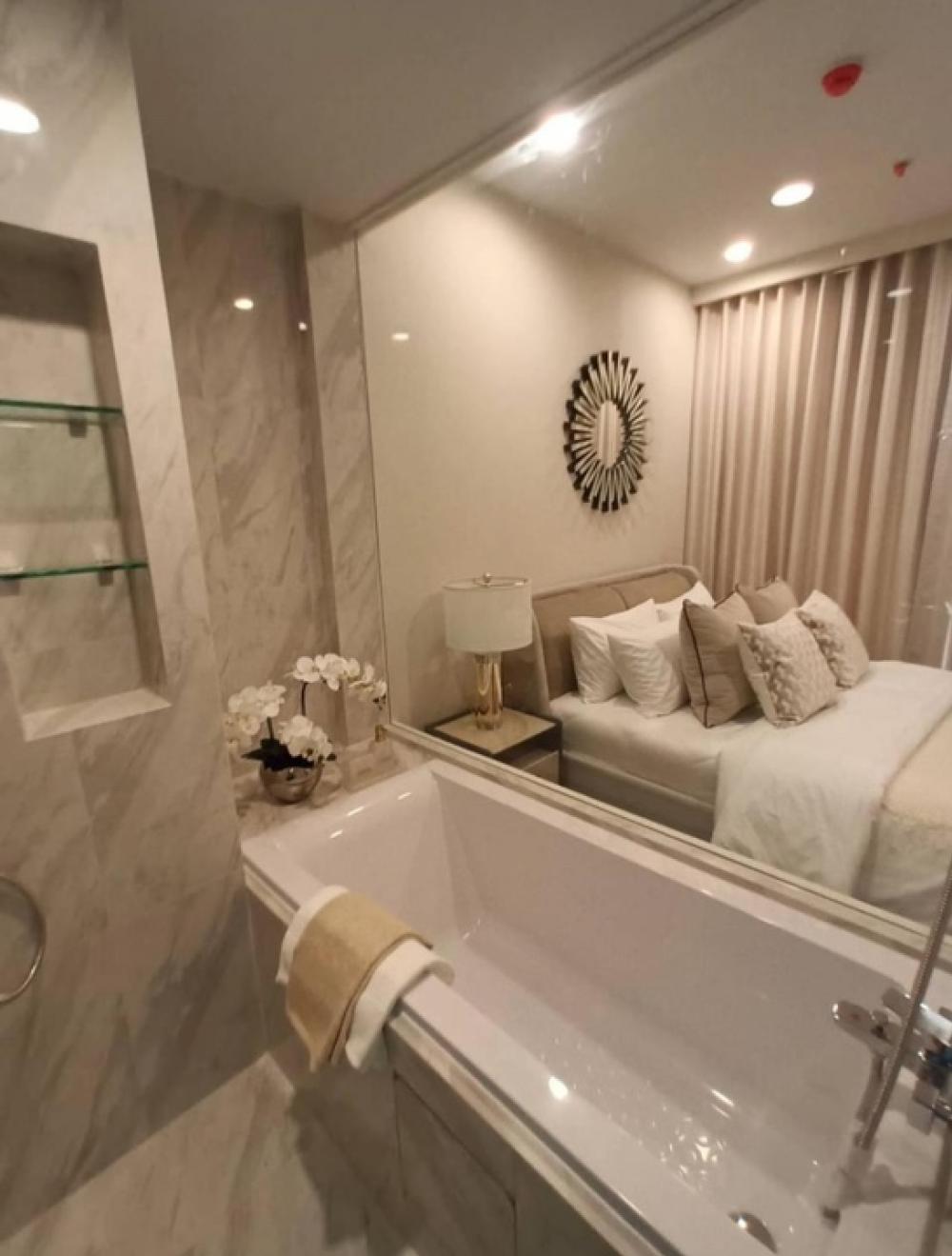 For RentCondoKhlongtoei, Kluaynamthai : COCO PARC RAMA 4  1 Bedroom with sexy bath and well equipped kitchen  ** Branded Resident managed by Dusit Hospitality Services   Ready to move in : 16 April 2024 onwardsFloor : 10th Size : 34.5 sq.m Transportation : 0m MRT Klong Toey