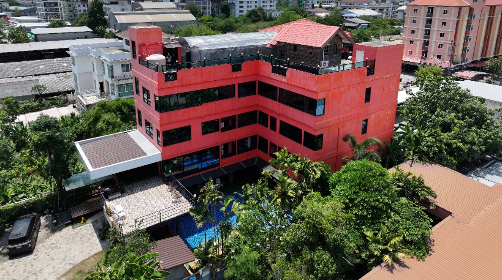 For SaleBusinesses for saleSamut Prakan,Samrong : 500K Net Profit Investment Opportunity!! Boutique Hotel with Different Concept for every Room for SALE at Sridan, Srinakarin Road near MRT Si Bearing!