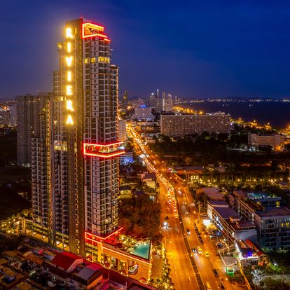 For SaleCondoPattaya, Bangsaen, Chonburi : Luxury condo for sale, The Riviera Ocean Drive, 2 bedrooms, sea view.