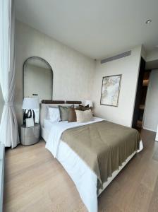 For SaleCondoSukhumvit, Asoke, Thonglor : Room for sale with furniture, Kraam Sukhumvit 26, high floor, no block view.