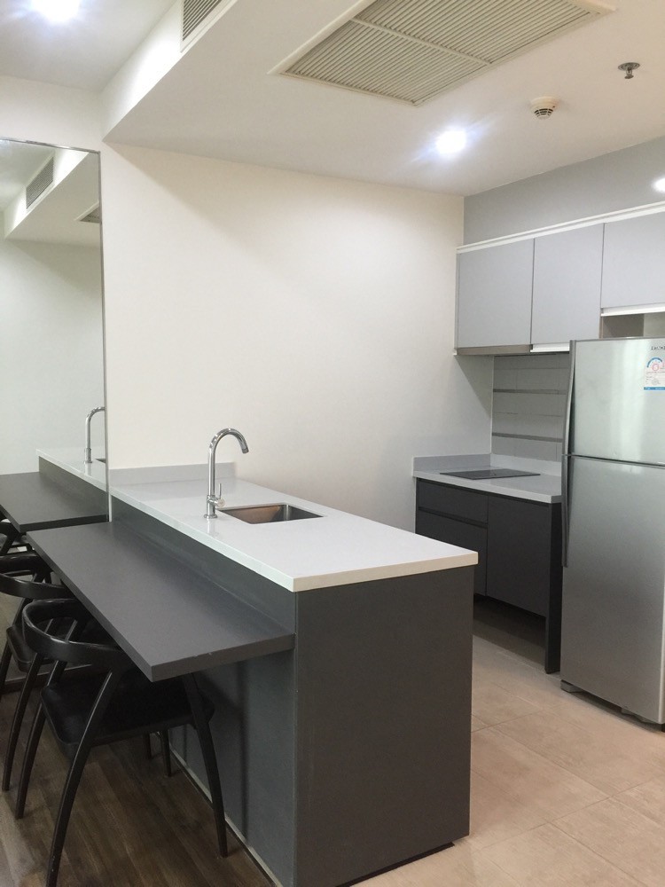 For RentCondoOnnut, Udomsuk : ⬛️💚 Surely available, room exactly as described, good price 🔥 1 bedroom, 42 sq m. 🏙️ Wyne Sukhumvit ✨ near BTS Phra Khanong, fully furnished, ready to move in
