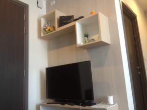 For RentCondoOnnut, Udomsuk : Condo for rent The Base Park West Sukhumvit 77, fully furnished. Ready to move in