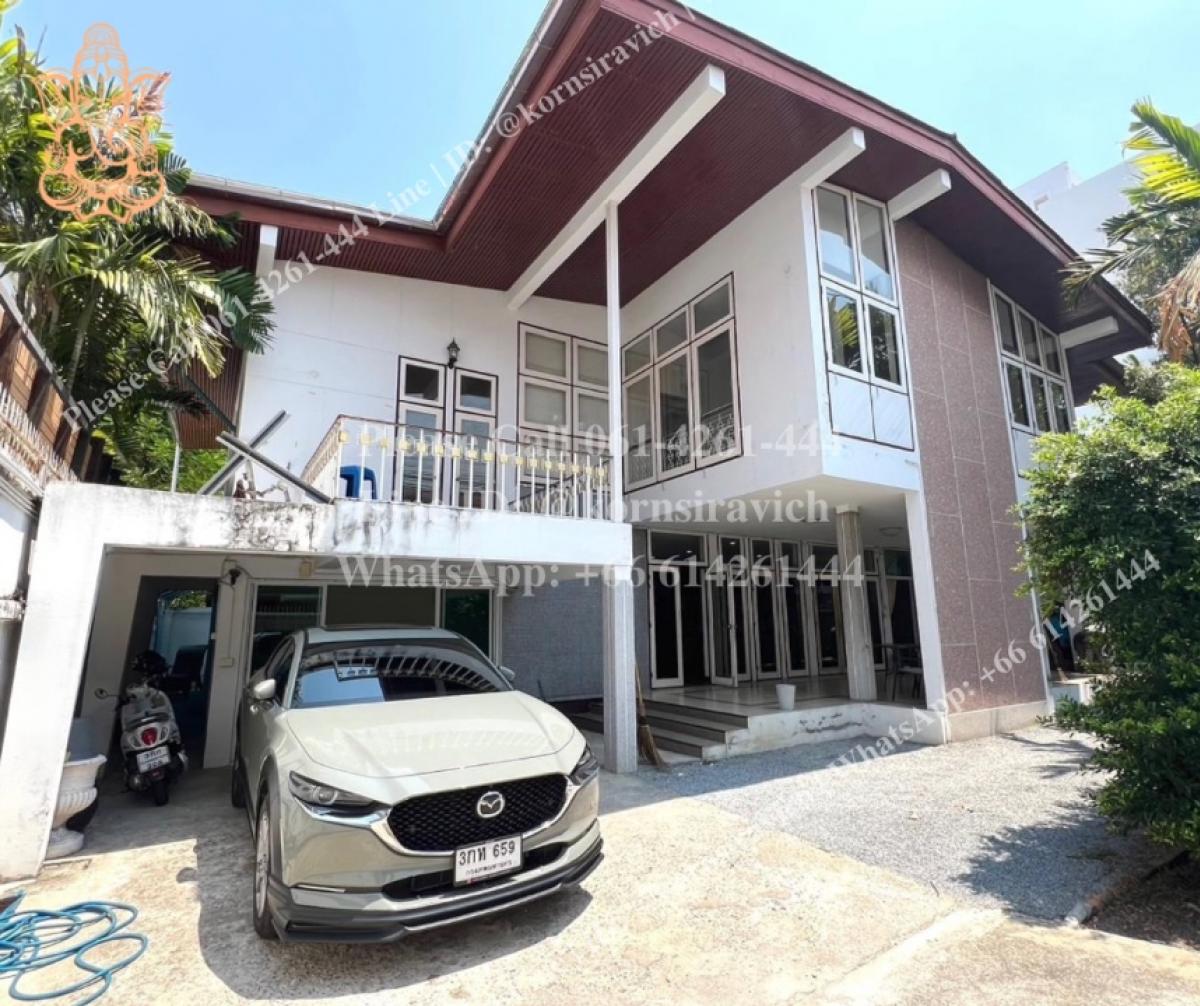 For RentHome OfficeAri,Anusaowaree : For rent: Home Office Ari, Soi Aree Samphan, parking for 2-6 cars. Office / Studio / Production House / E-Commerce / Online Marketing.