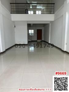 For RentShophousePhutthamonthon, Salaya : Rent a 4-story building, Phutthamonthon Sai 4 Square, next to the road. **Suitable for offices and residences**