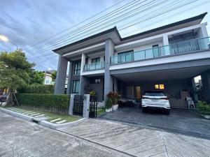 For SaleHousePattanakan, Srinakarin : Urgent sale, beautiful corner house, large type, detached house, The City Rama 9-Krungthep Kreetha project. Just carry your bag and move in.