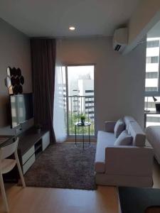 For RentCondoRatchadapisek, Huaikwang, Suttisan : For rent, Noble Revolve 2 Ratchada, next to MRT Cultural Center, 40 meters, room ready to move in, furniture, complete electrical appliances. Hurry, the room goes very quickly.