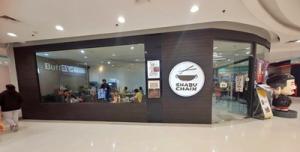For LeaseholdRetailSamut Prakan,Samrong : Shabu shop for rent in Lotus Bangna, Bangna Trad Road, opposite Mega Bangna, over 6 hundred thousand, lease for only 1 million.