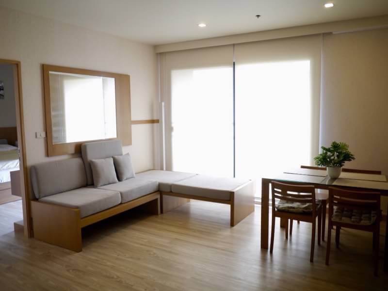 For RentCondoSukhumvit, Asoke, Thonglor : For rent Noble Solo 1 bed room 50 Sqm , Newly Renovated Room, No Block.