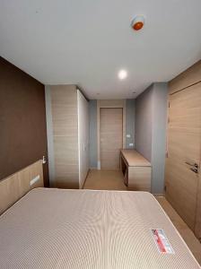 For RentCondoSilom, Saladaeng, Bangrak : !! Beautiful room for rent, Klass Silom Condo (Klass Silom) near BTS Chong Nonsi.