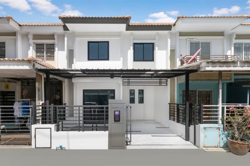 For SaleTownhouseRama5, Ratchapruek, Bangkruai : 📌 Sale!!! 🏡 Townhouse, Pruksa Town Village, Ratchaphruek (next to the main road, newly renovated, fully extended, ready to move in)📌