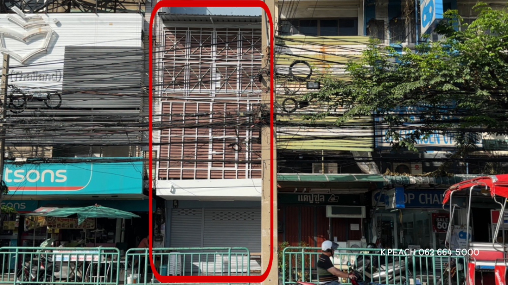 For SaleShophouseSathorn, Narathiwat : Commercial building for sale In the heart of the city, Chan Road, Charoen Rat, Sathorn, newly renovated, ready to move in, suitable for doing business.